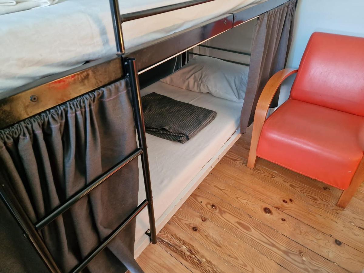 D&n Auberge de jeunesse *